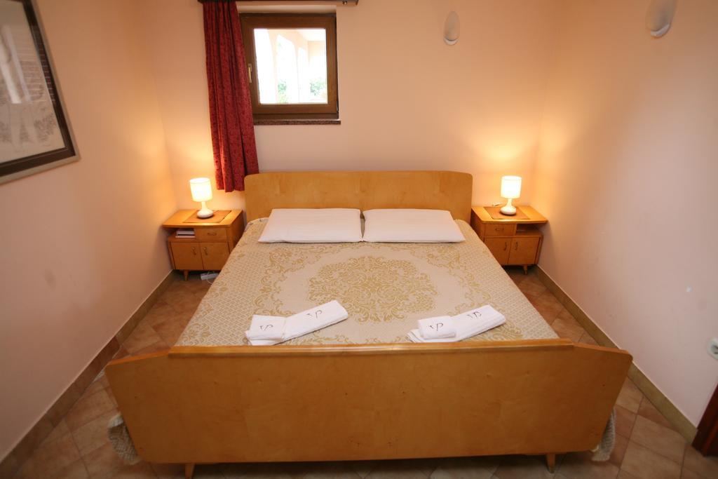 Apartments Neda - Porec South Oda fotoğraf