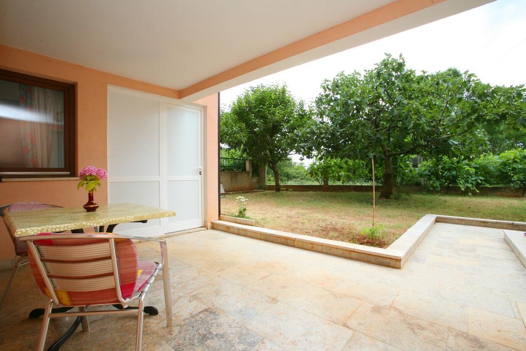 Apartments Neda - Porec South Oda fotoğraf